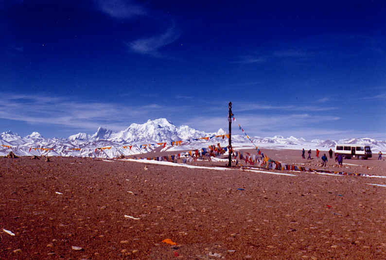 First glimpse of Everest North Tibet