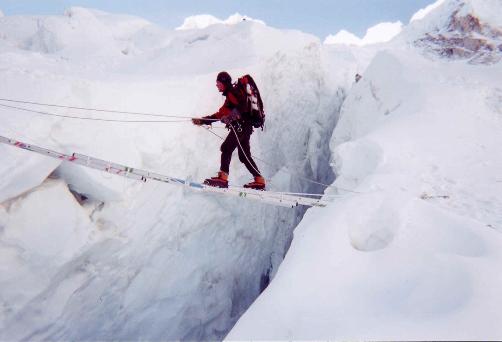 Photo ladder crossing on Everest South Ridge