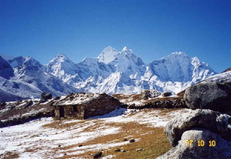 Above Pherice in the Khumbu Valley
